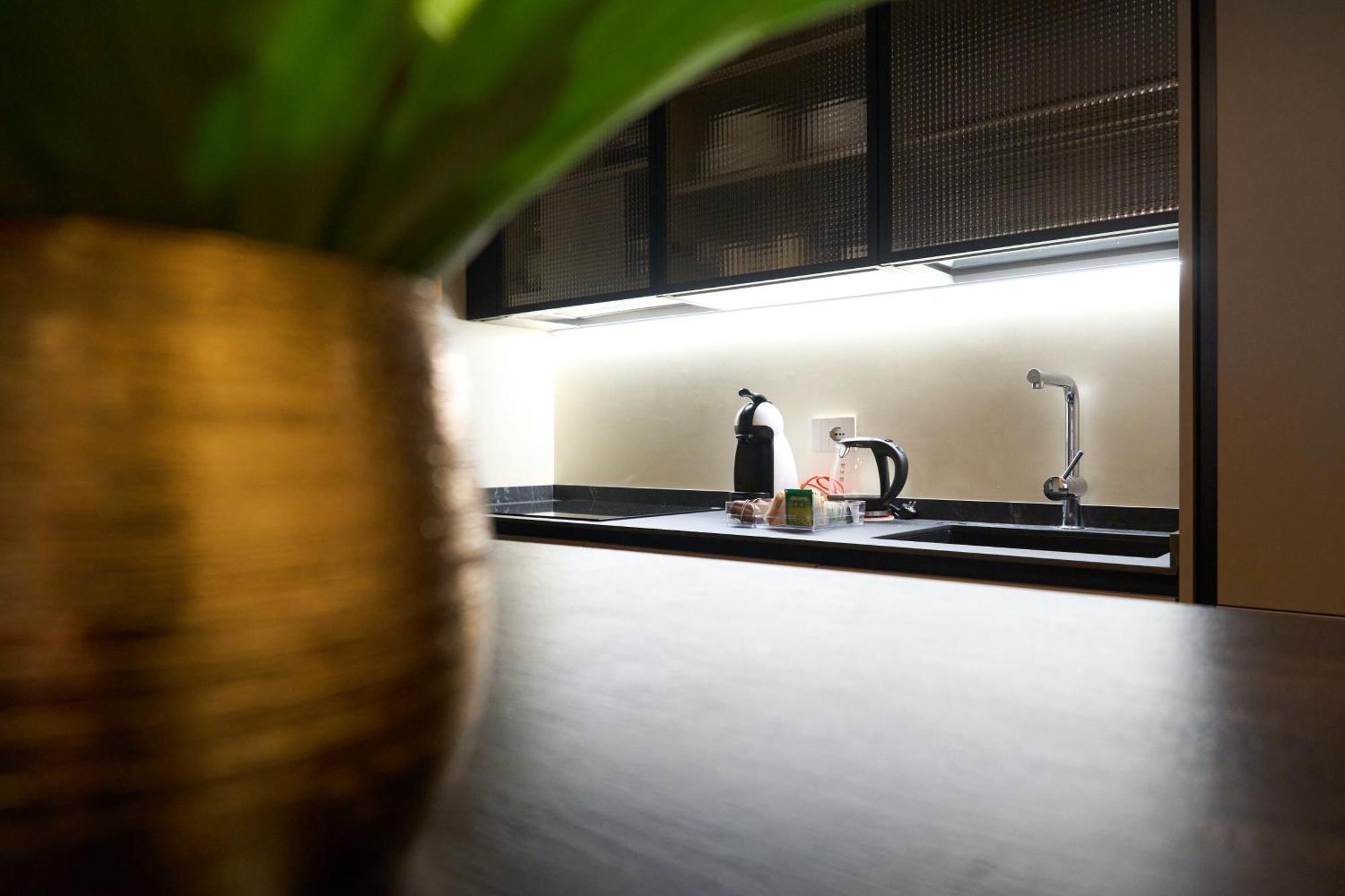 Trastevere Boutique With Gym And Steam Shower Rome Bagian luar foto