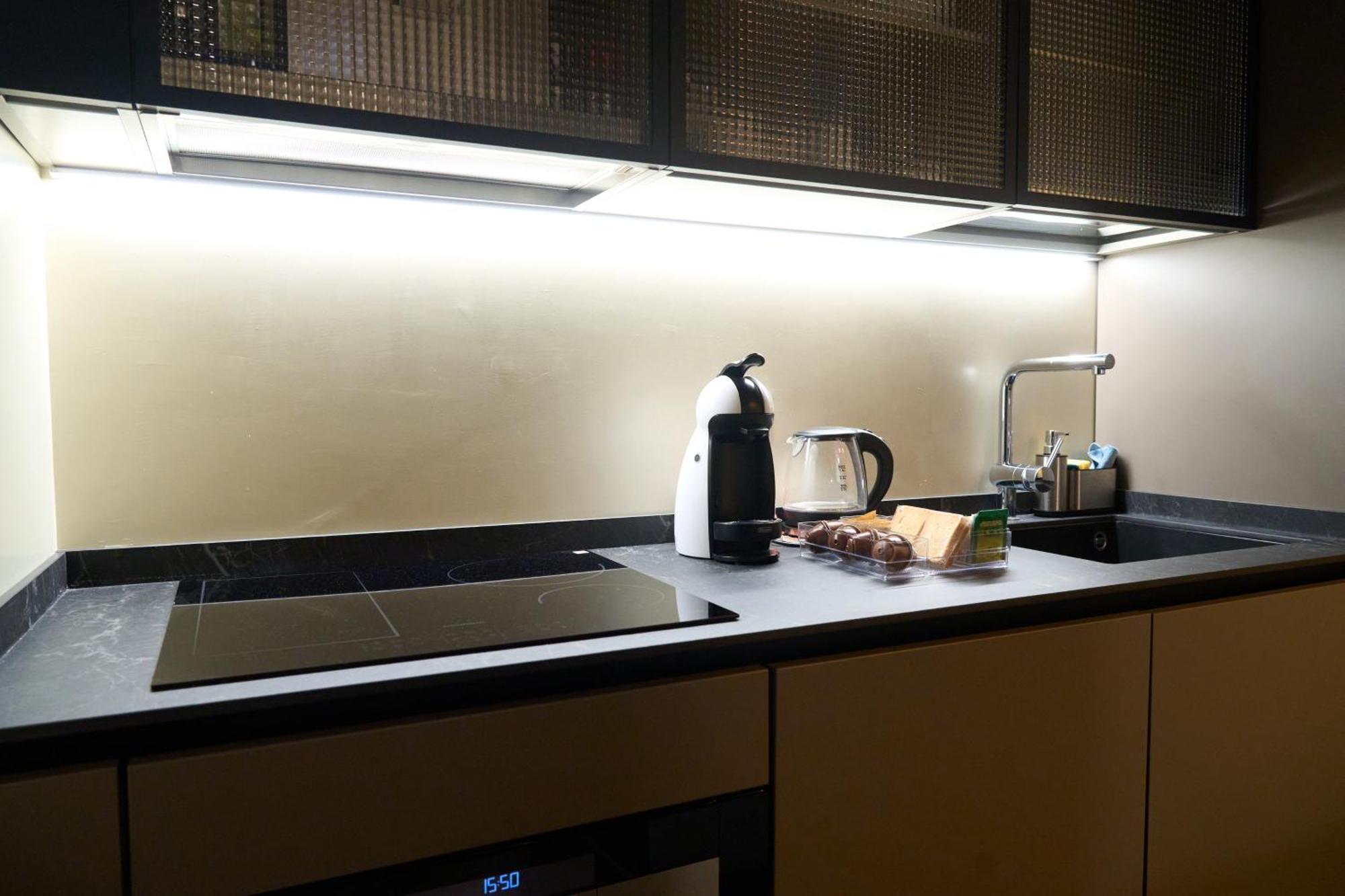 Trastevere Boutique With Gym And Steam Shower Rome Bagian luar foto